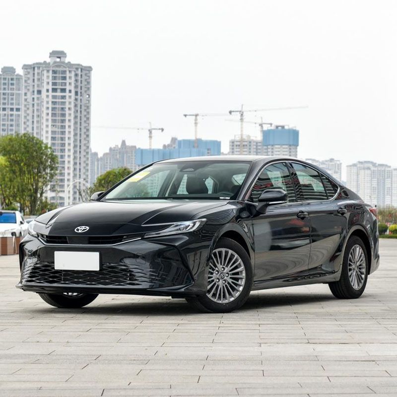 Toyota Camry ბენზინის სედანი